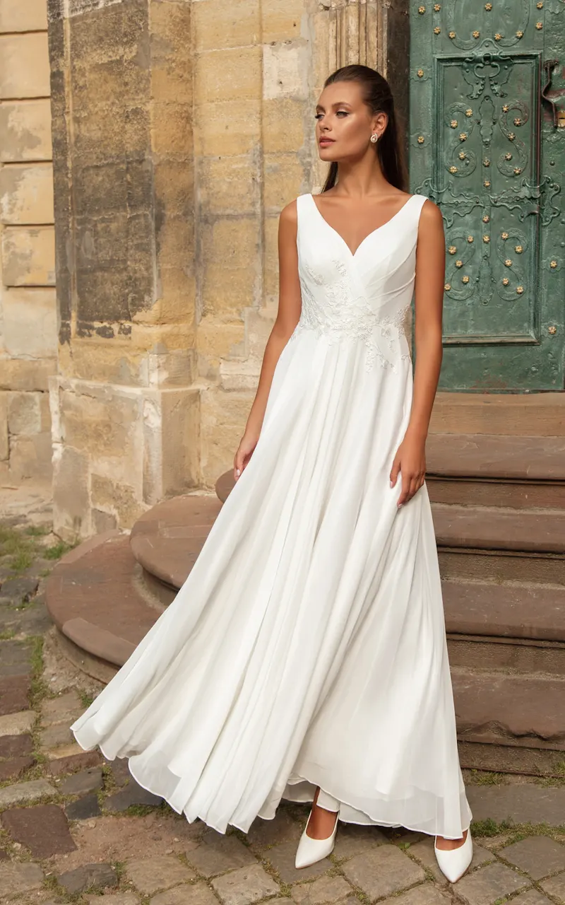 Robe de mariée R141H en écru, vue 1 — Scrupul’ Rennes